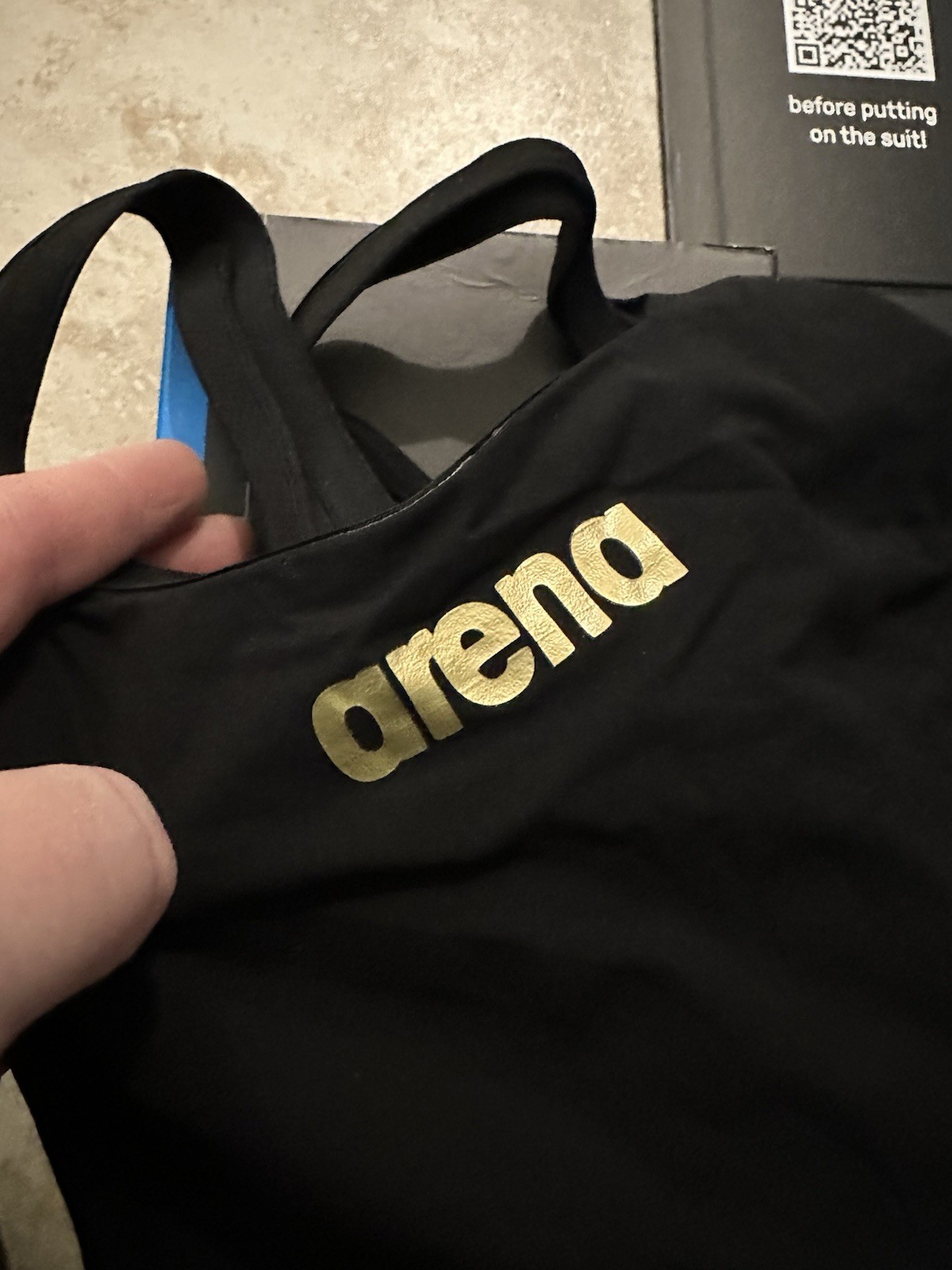 Arena POWERSKIN Carbon Air2 Open Back Black-Black-Gold Size 26