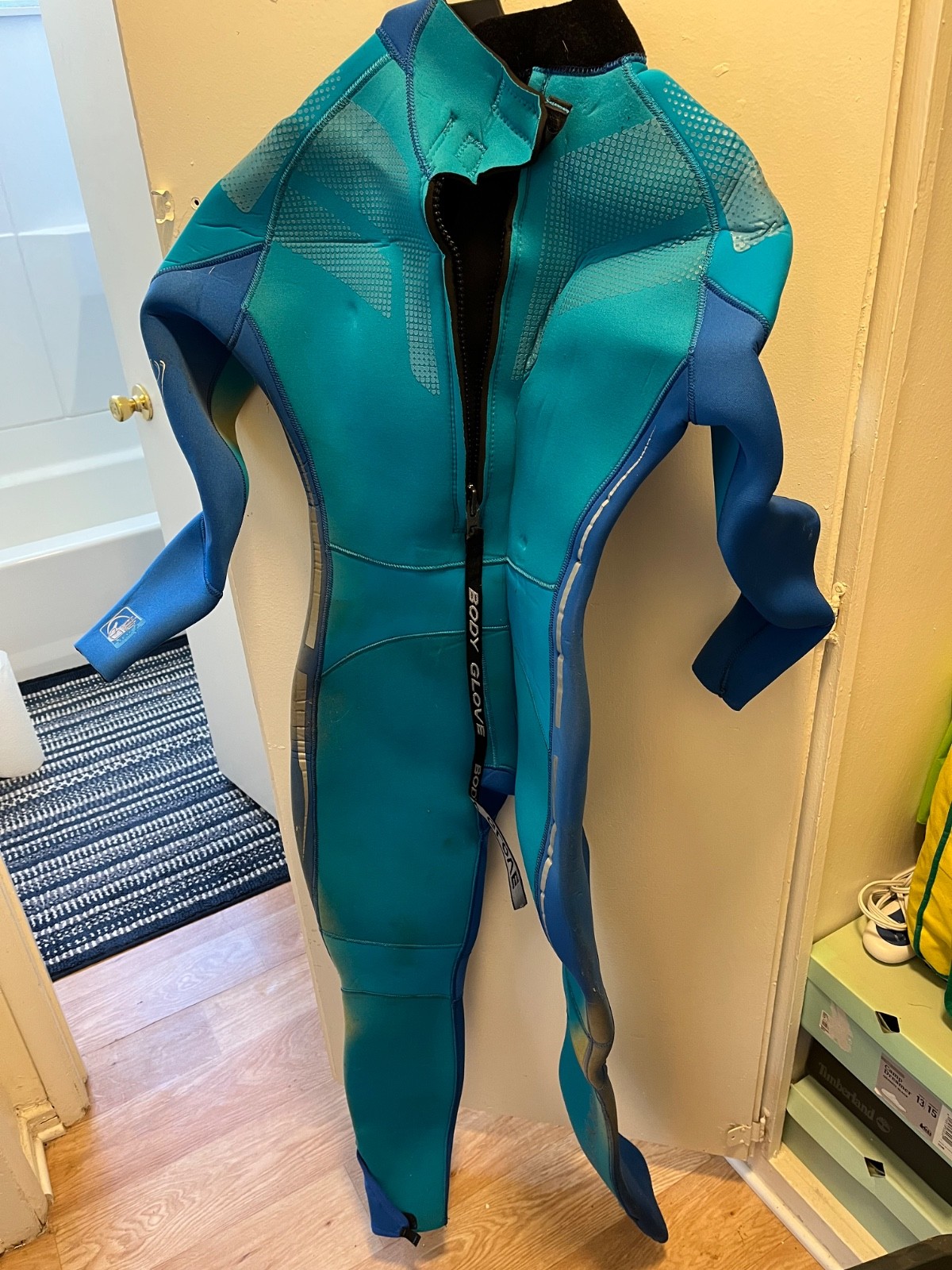 Body Glove 7mm wetsuit, women’s size 9/10, lightly used