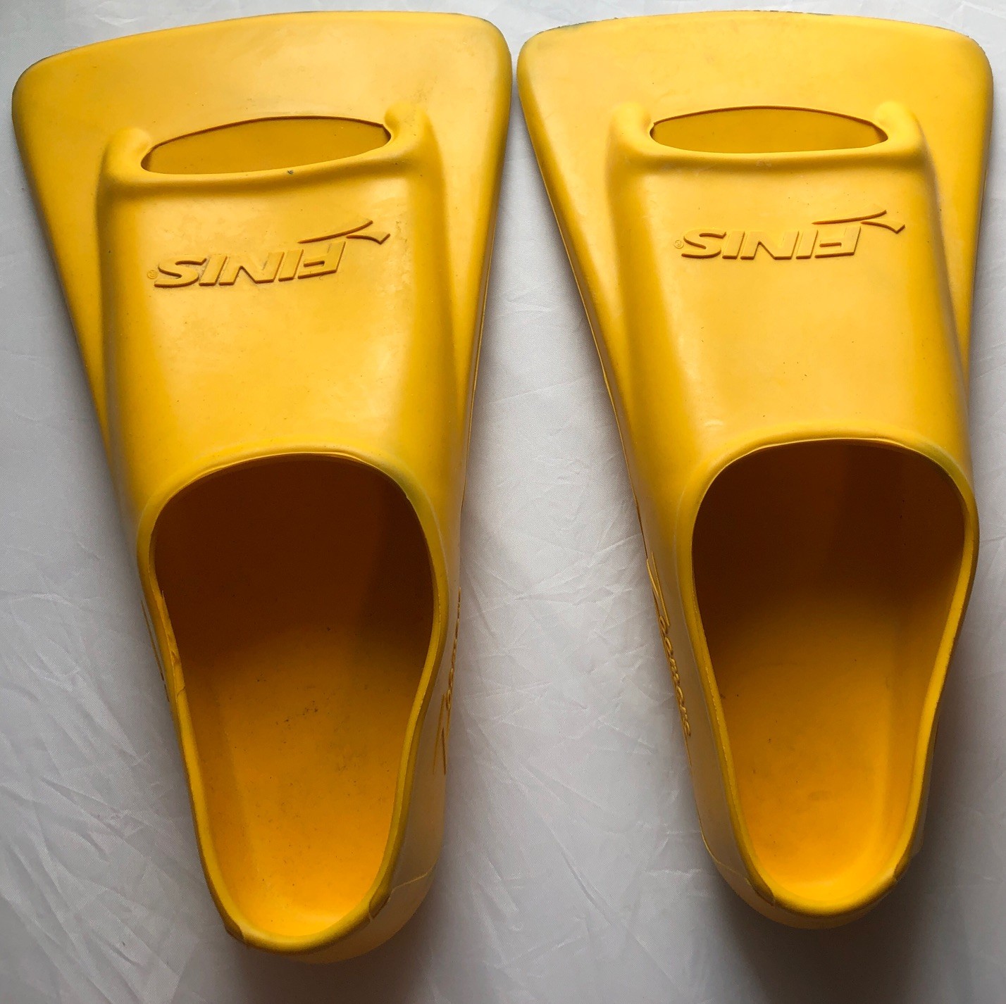VINTAGE FINIS Zoomers Gold Swimming Fins Size D Sz (5.5-7 Men’s) (6.5-8 Women’s)