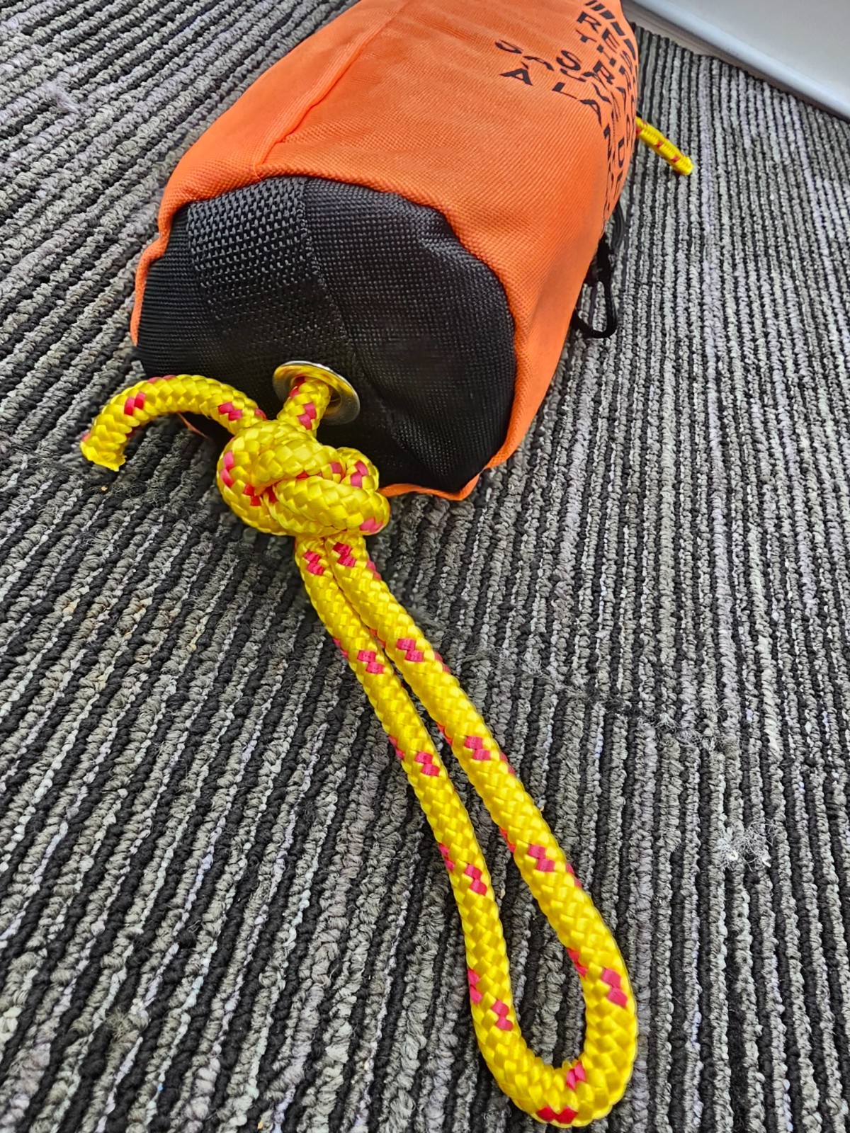 HT RTB-100 Rescue Throw Bag Safety Rope For On Water 50 feet, 3/8″ Thick