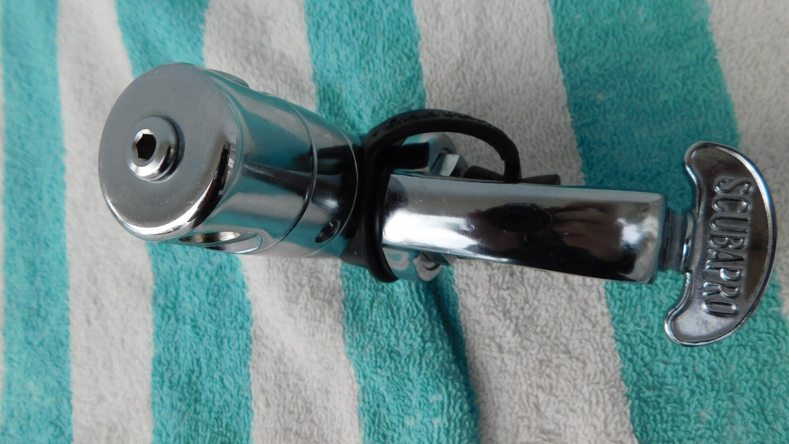 Scubapro MK10 Read all details ,Perfect Mechanical condition, read all details