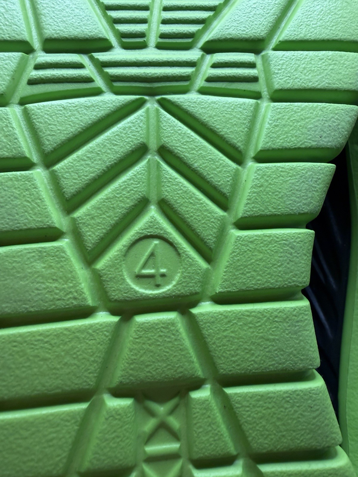Crosskix APX Black/green Water Shoes Athletic Unisex Shoe Men Sz 4/Wm 5.5 NWT