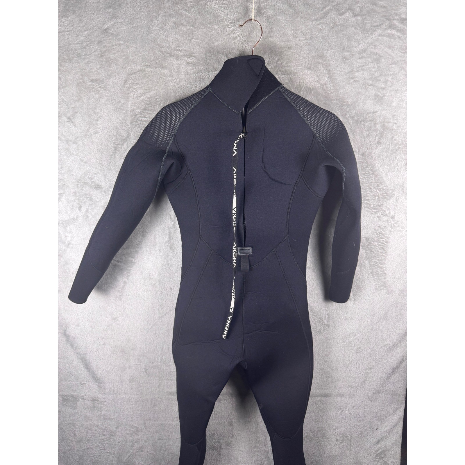 Akona Adventure Gear Wetsuit Black Full Body Scuba Divingy Snorkeling Size MD