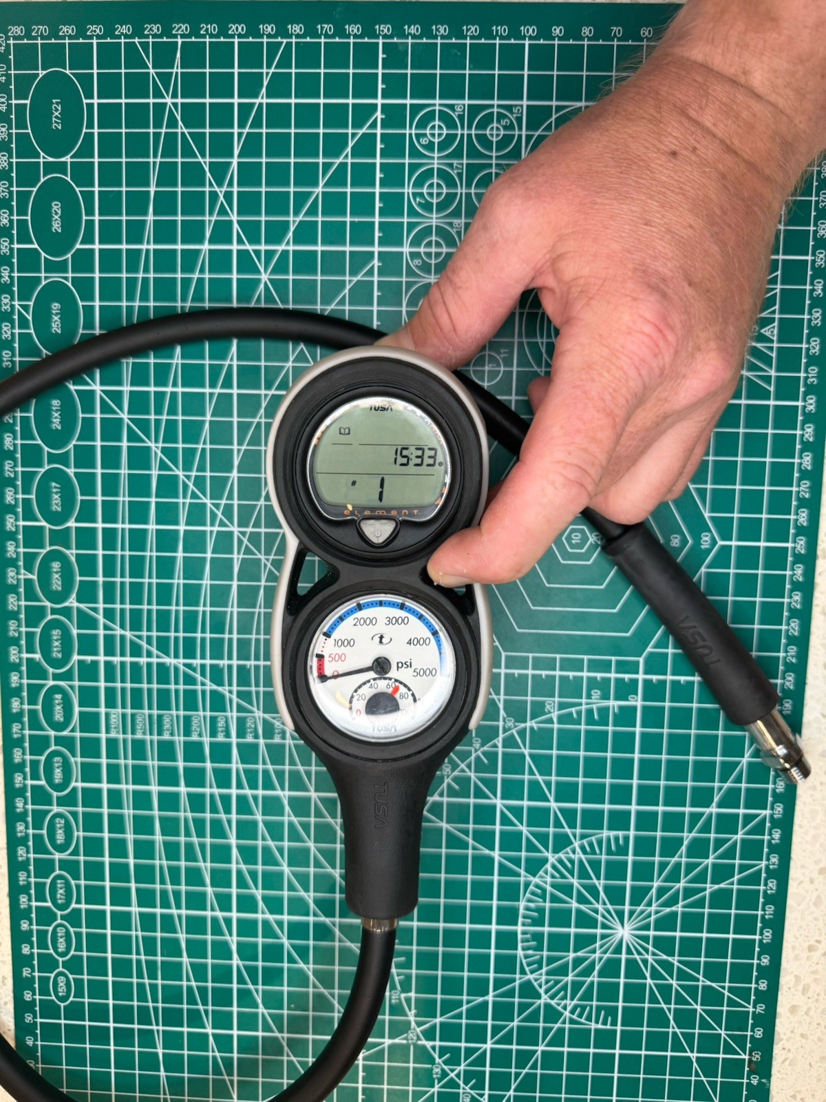 Tusa Element 3 Gauge Console- ONE LOGGED DIVE