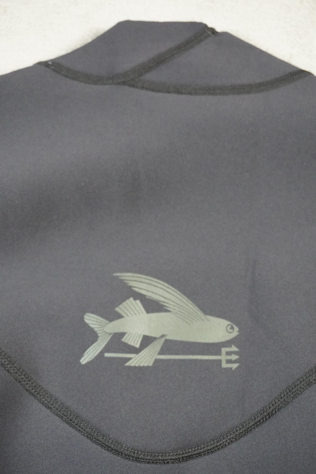 Patagonia R1 Long Sleeve Wetsuit Top Mens Black Neoprene Surf Flying Yulex Fish