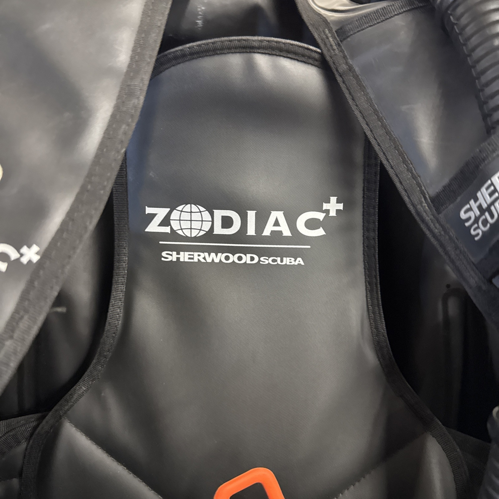 Sherwood Zodiac+ Water Resistant Scuba Diving Medium