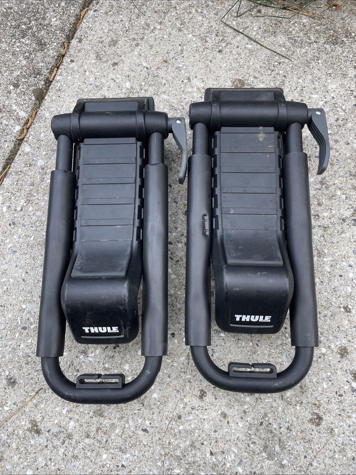 1 Pair – Thule 848 Hull-A-Port XT Kayak Carrier Roof Rack Black (Clamp Style)