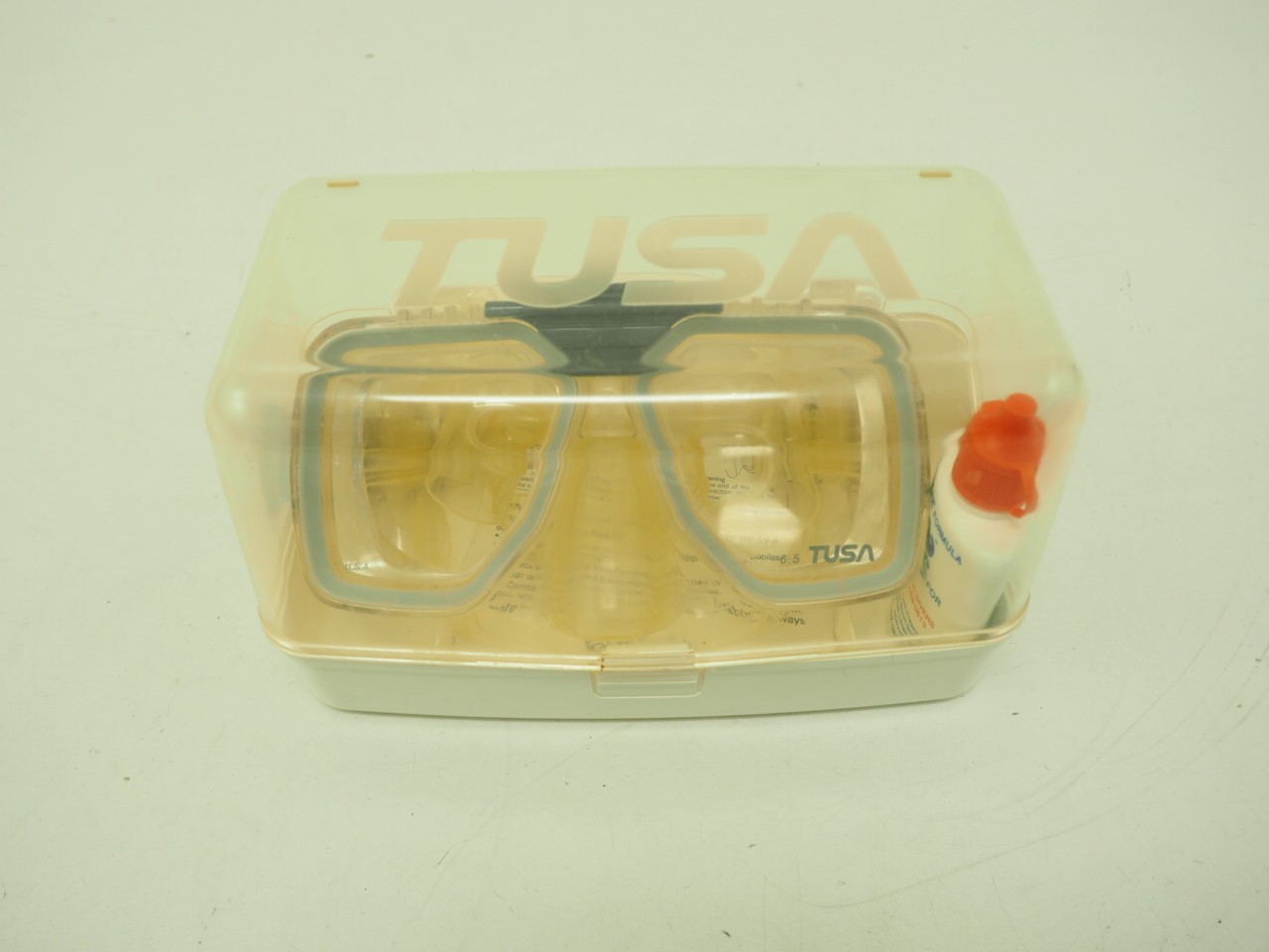 TUSA Liberator Plus Mask Sport Diving Goggles Crystal Silicone Clear w/Case