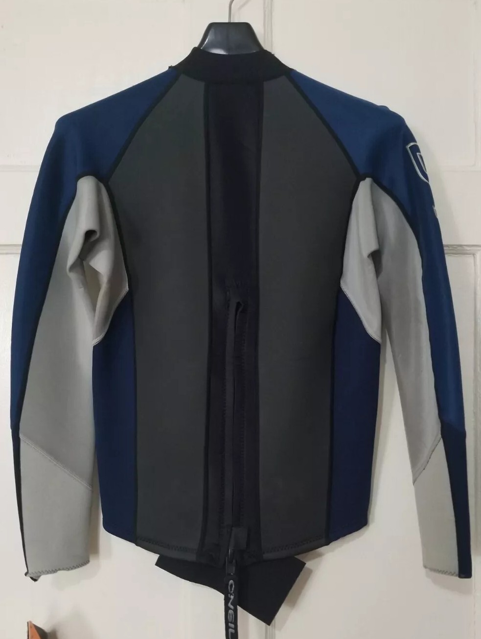 O’Neill Hammer 2.1 MM Black Gray Blue LongSleeve Wet Shirt – Men’s Size Large