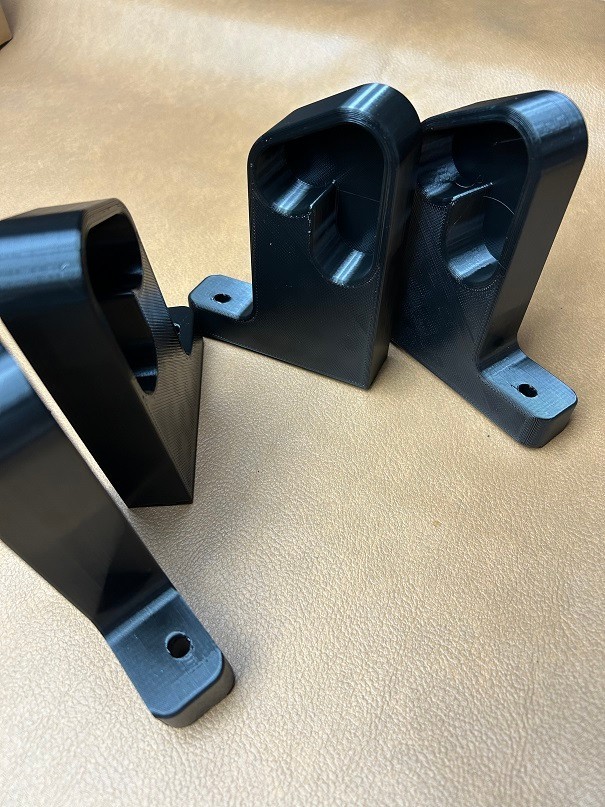 Riot Mako Seat Risers, design provides both 1 and 2 inch lift