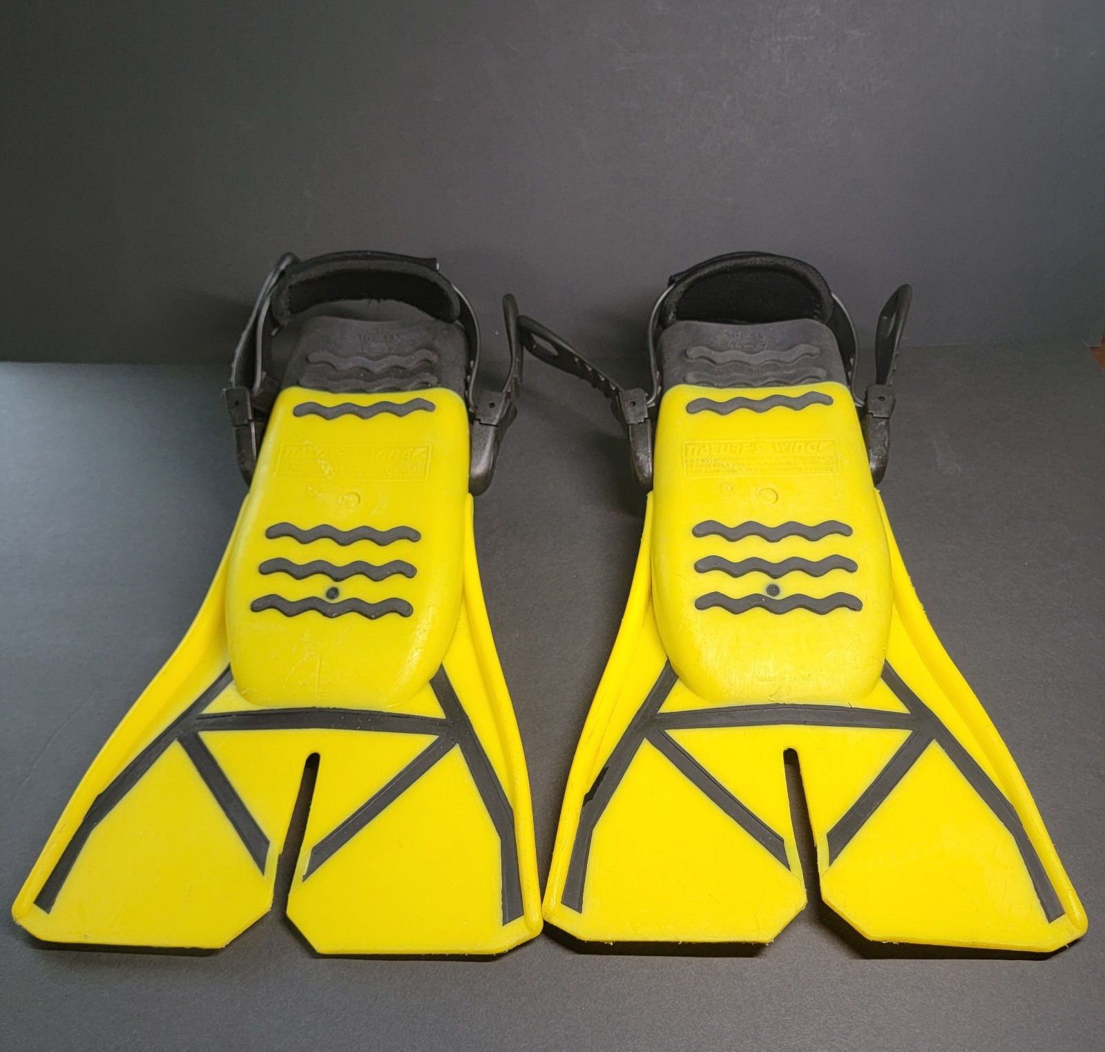 Aqua Sphere Zip Swim Fins Nature’s Wing Yellow Size L 10-13 Adjustable