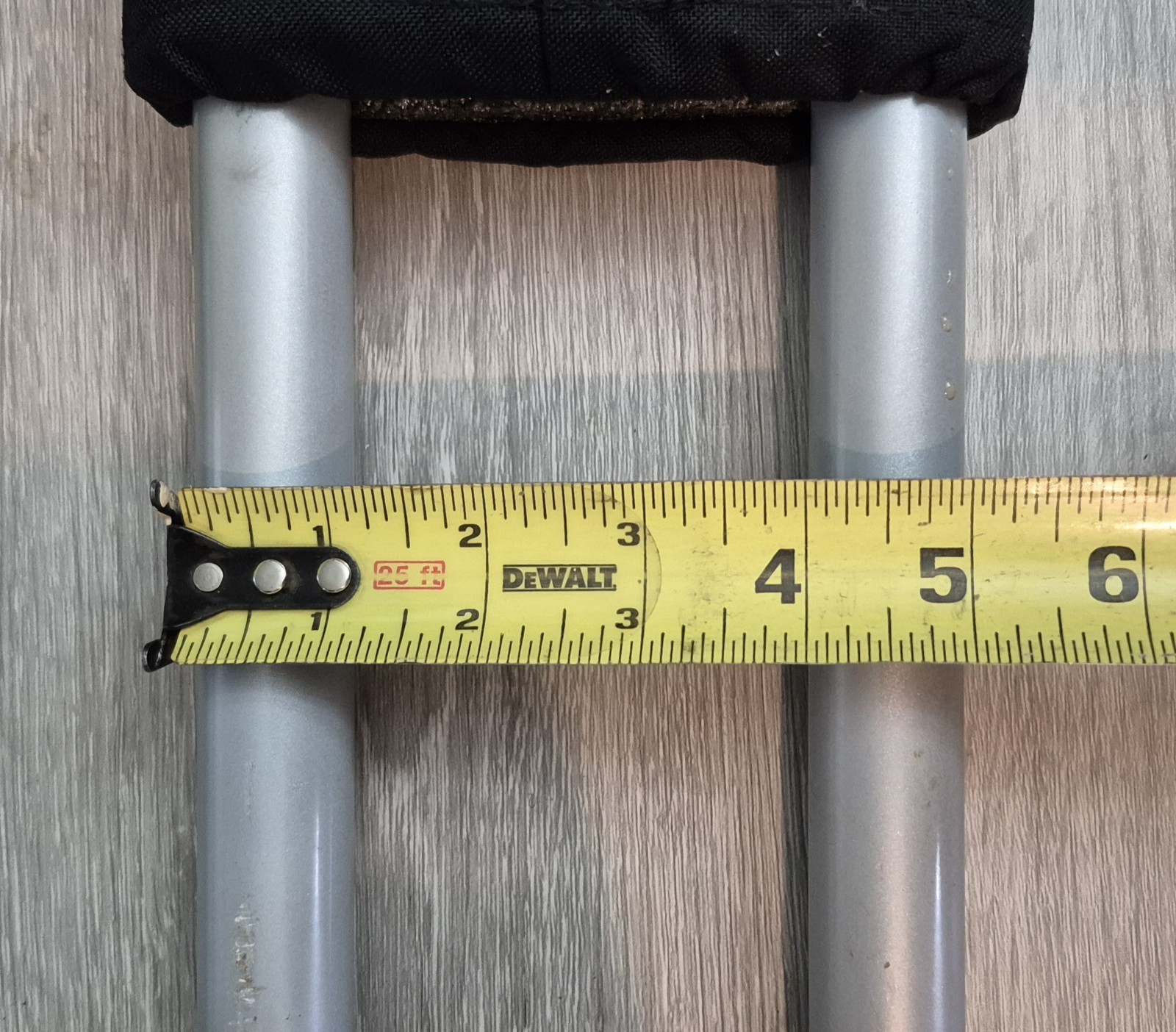 Thule Hull-A-Port J-Style Rooftop Kayak Carrier Rack W/Hardware