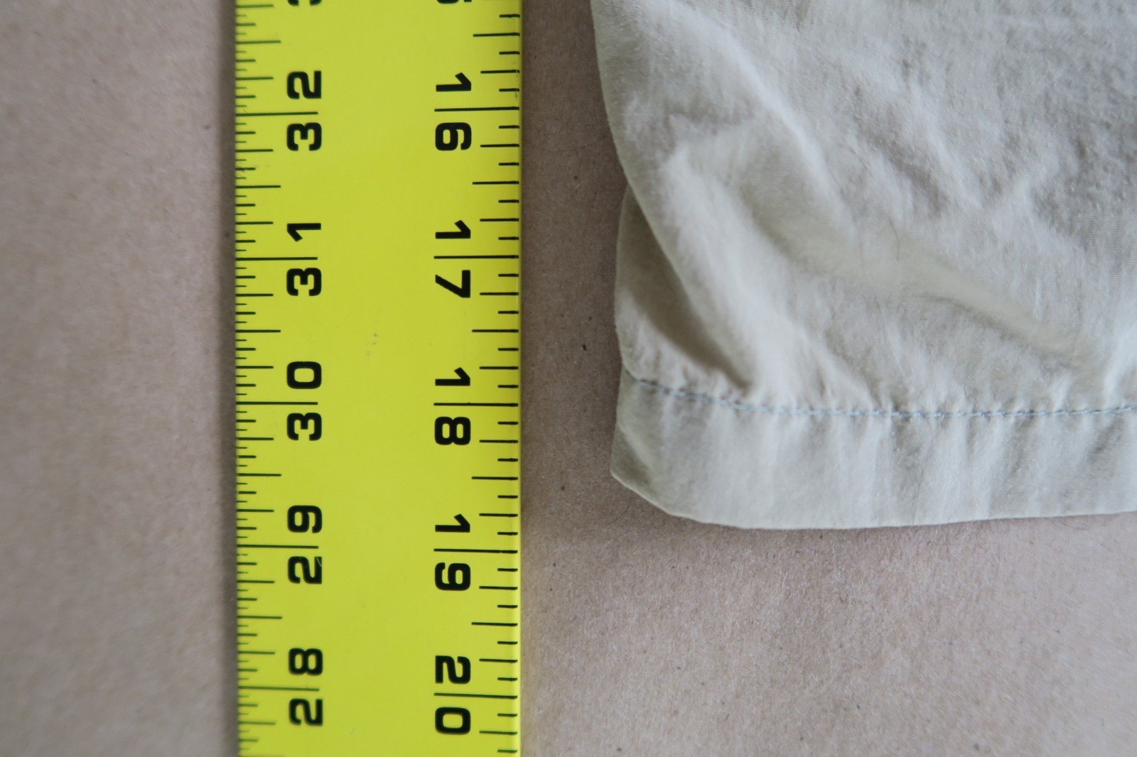 NRS Shorts, Large (L), Kayak Canoe Watercraft, Beige, Guide, VERY NICE!!!