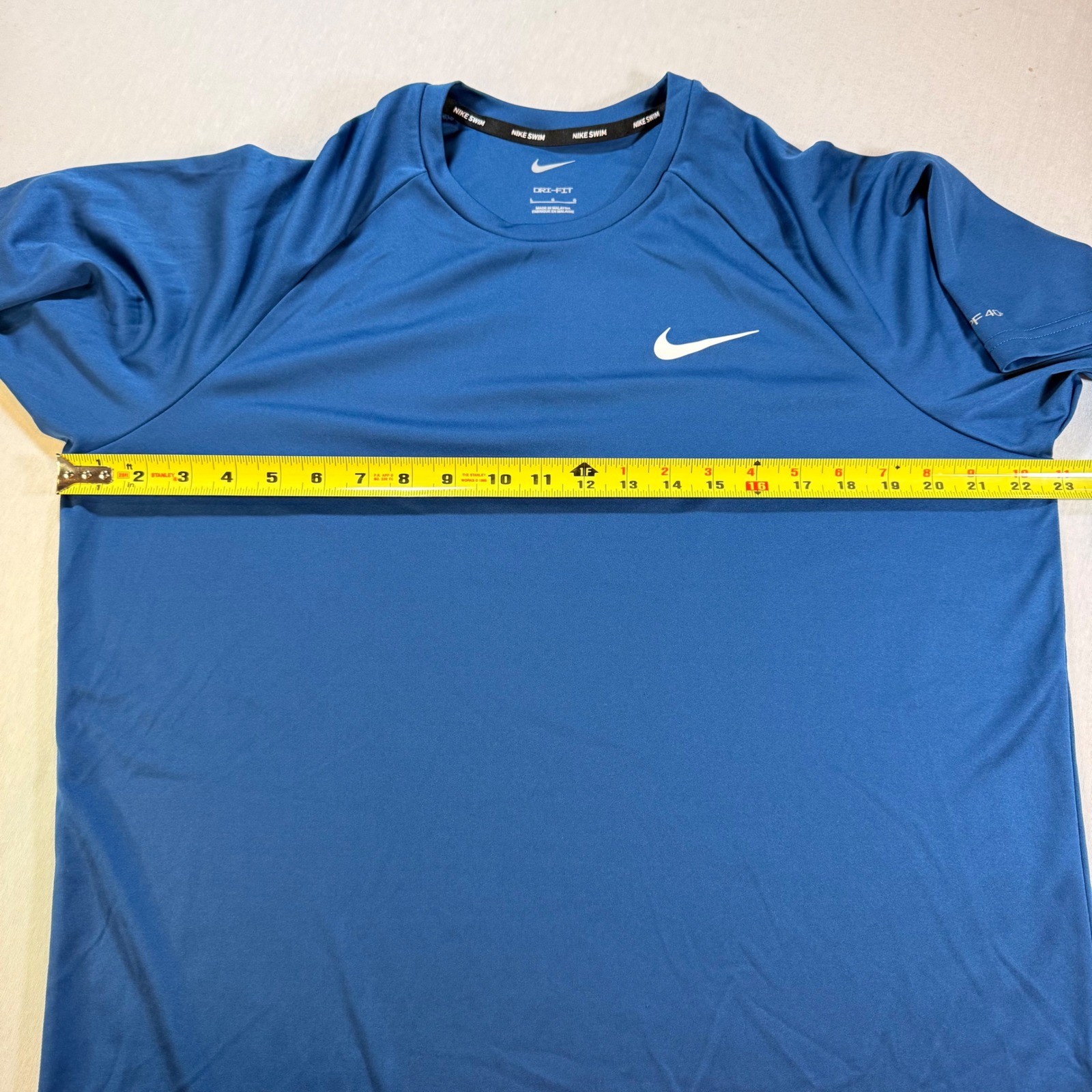 Nike Swim Rash Guard Mens L Blue UPF 40+ Dri-FIT Short Sleeve Shirt Beach Vaca