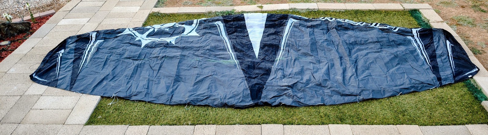 Slingshot B 8 Meter Ram Air Foil Kite 4 Line With Bar