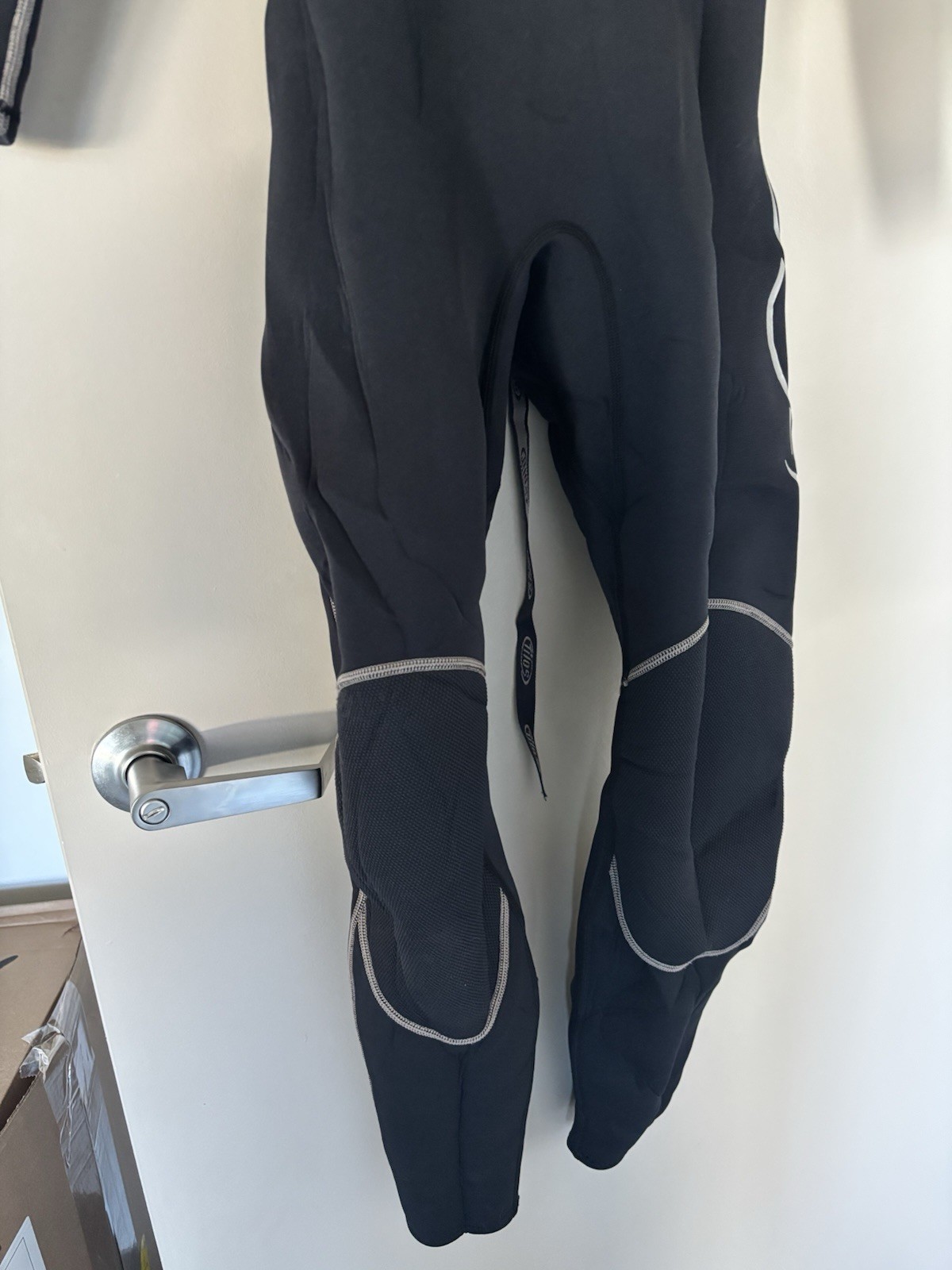 Tilos Men’s Full Wetsuit Black/Gray Full Length Long Sleeve Front/Back Zip