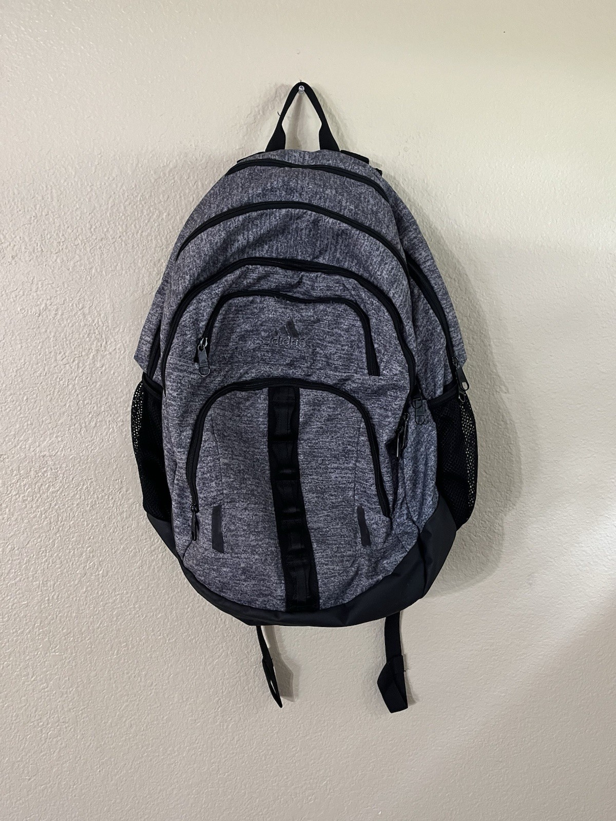 Adidas Unisex Prime Backpack, Onix Grey/Black Large Bag 5 Pocket Pre-owned