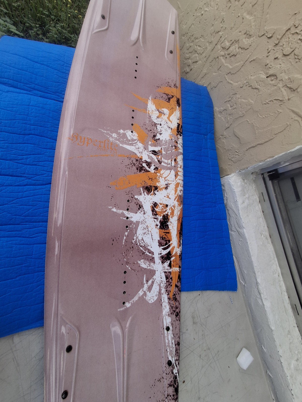 Hyperlite Wake MFg 134 Wake Surf board
