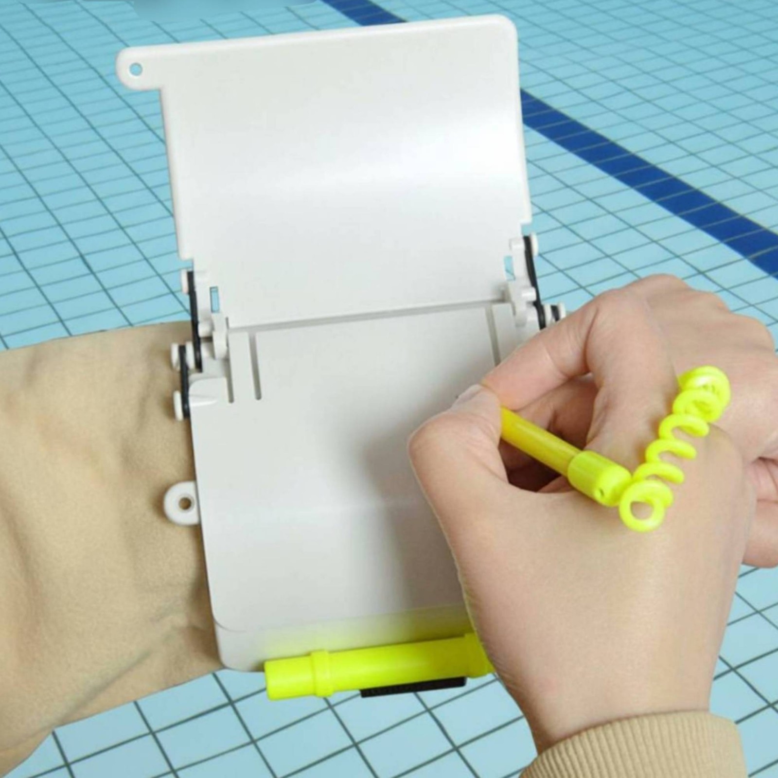 3-Panel Wrist Writing Pad Hook-and-Loop Strap Diving Note-Taking Surface Board