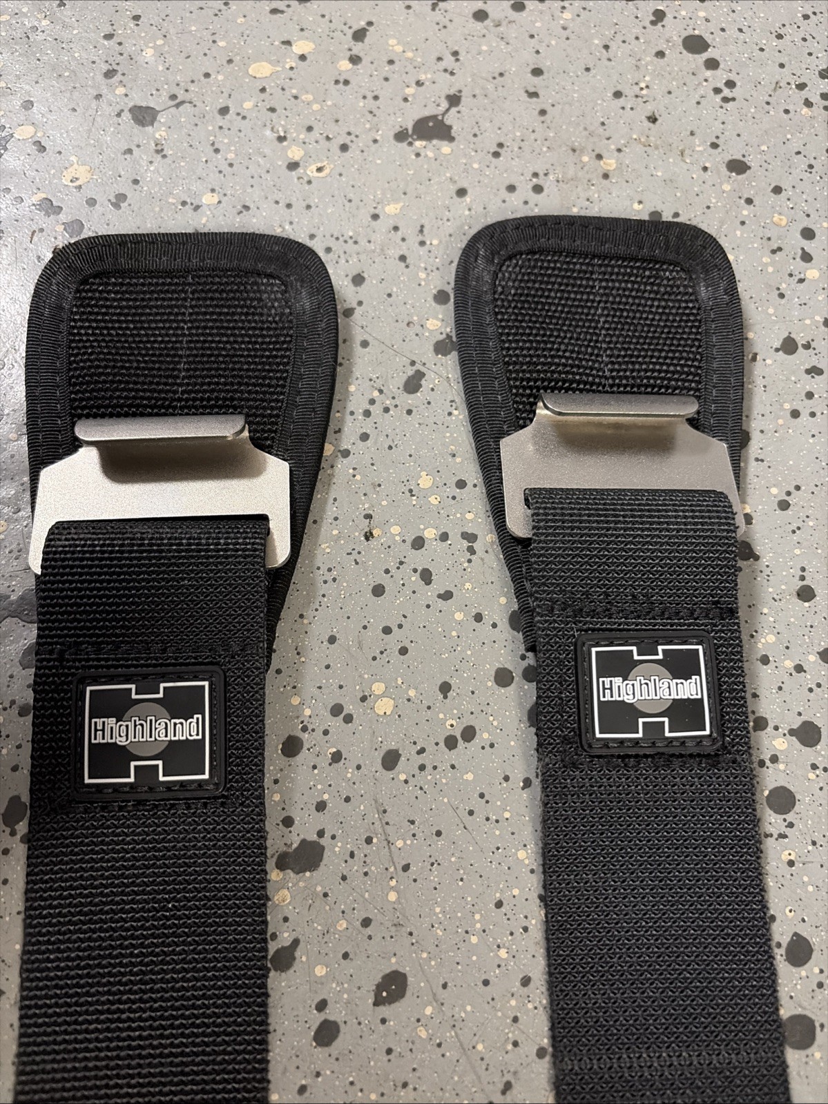 EXCELLENT: XS Scuba Highland Stainless Steel Tank Bottle Strap Kit HL201