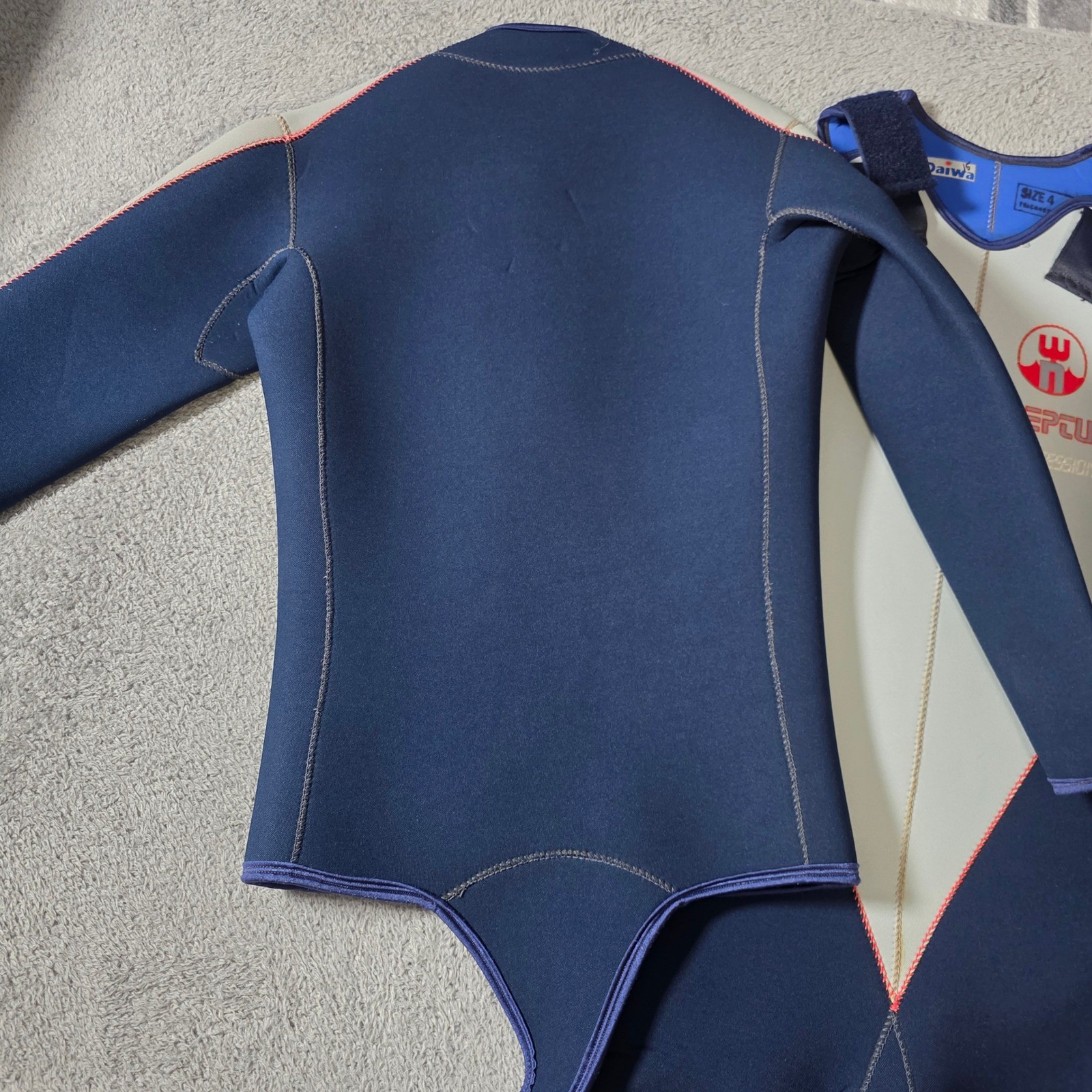 Neptune Daiwa Mens Size 4 Wetsuit 2pc 5mm Tuftex Navy Grey Beaver Tail Long John