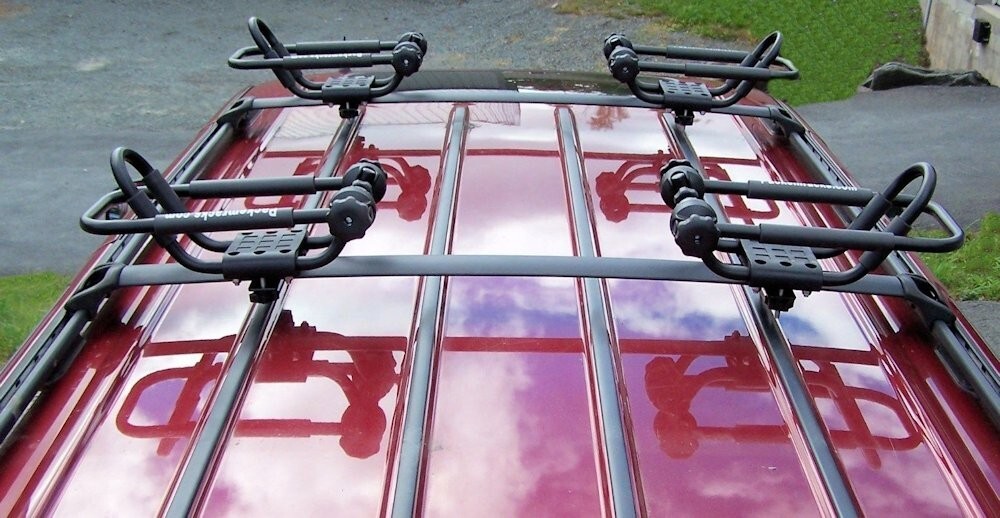 2 Sets Roof Kayak Racks Red, 2 Sets 24″ 36″ 48″ Bungees, 2 Sets Paddle Clips