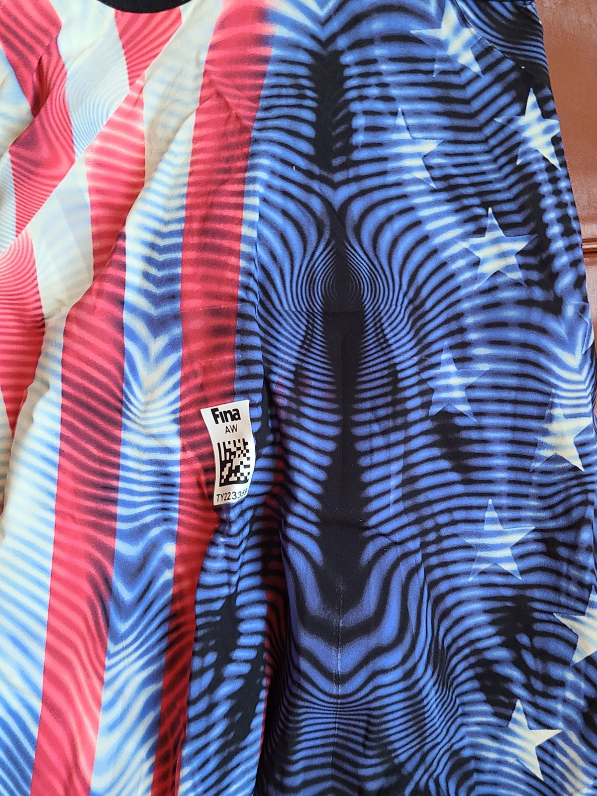 TYR Venzo Swimsuit TechSuit Size 25 Closed Back Genesis USA Flag w/Box 921