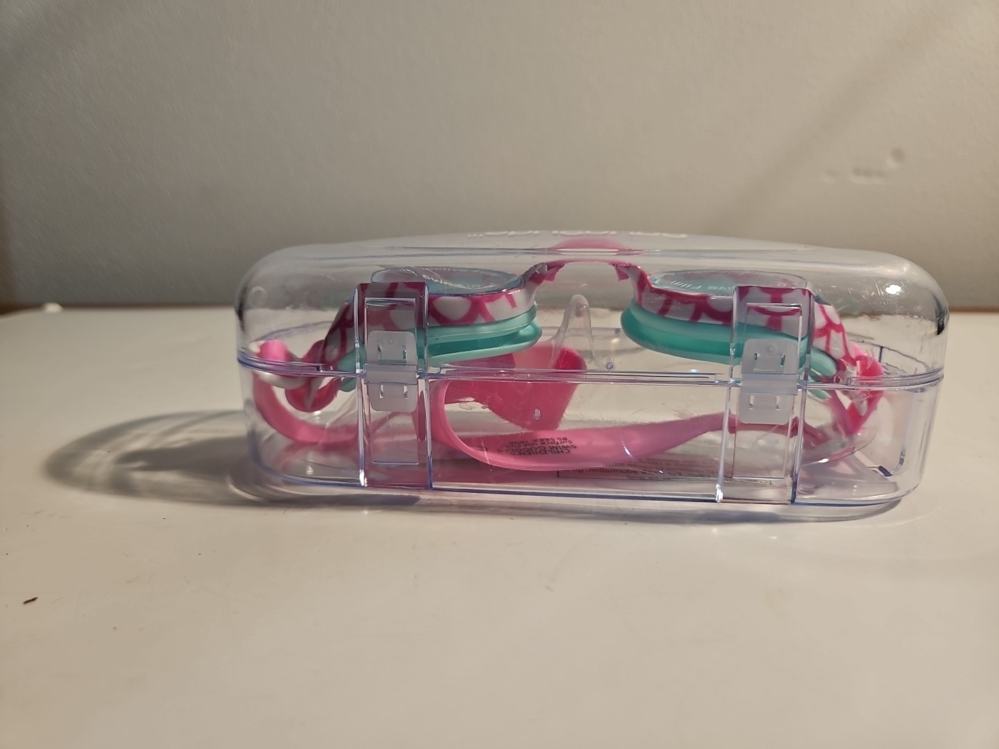 Aqua2ude Kids Swim Goggles Pink & Green With Protective Case, Ages 6+ Brand New