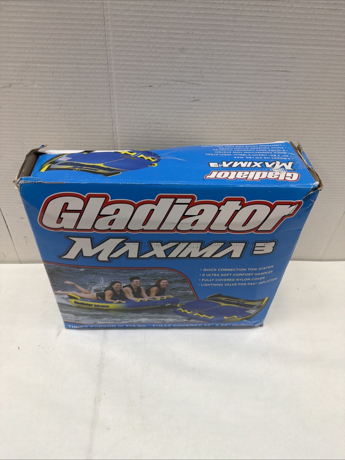 Gladiator Maxima 3 Towable Tube Includes Tow Rope