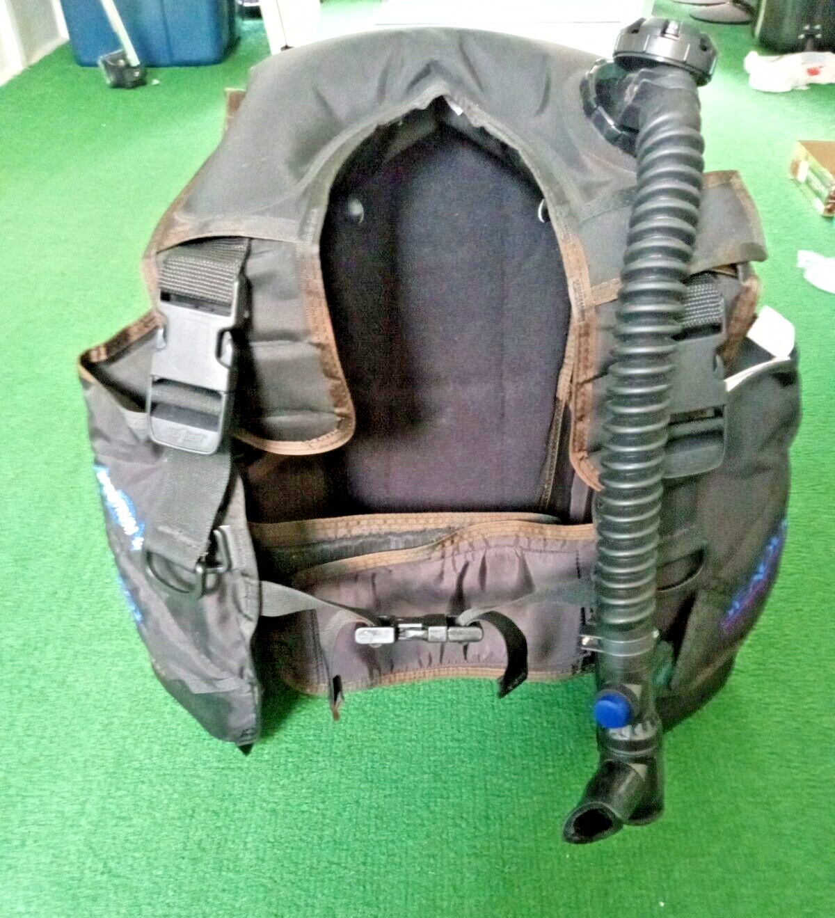 Seaquest Scuba Dive vest. Size M/L, SPECTRUM 2 ADV
