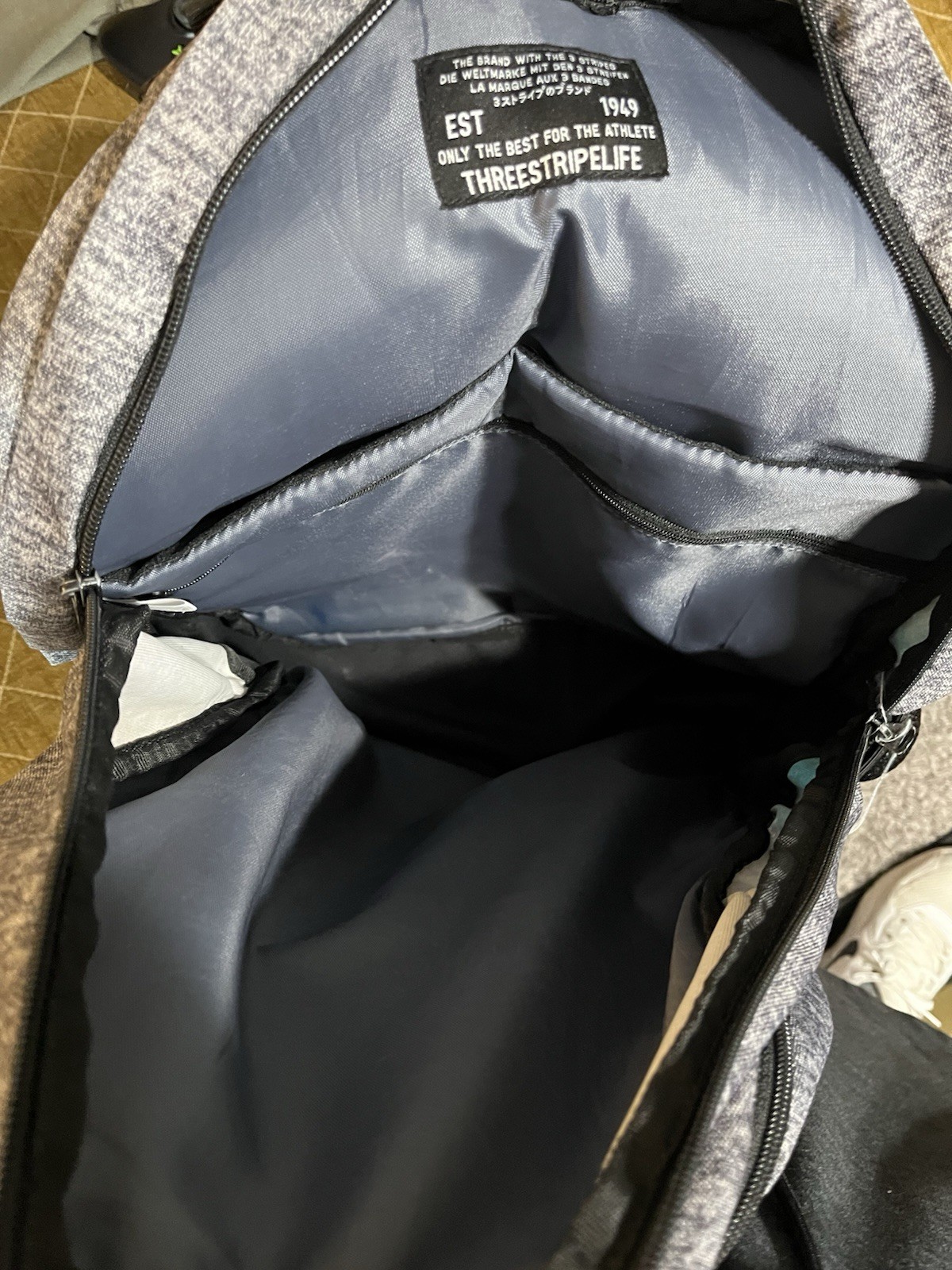 Adidas Unisex Prime Backpack, Onix Grey/Black Large Bag 5 Pocket Pre-owned