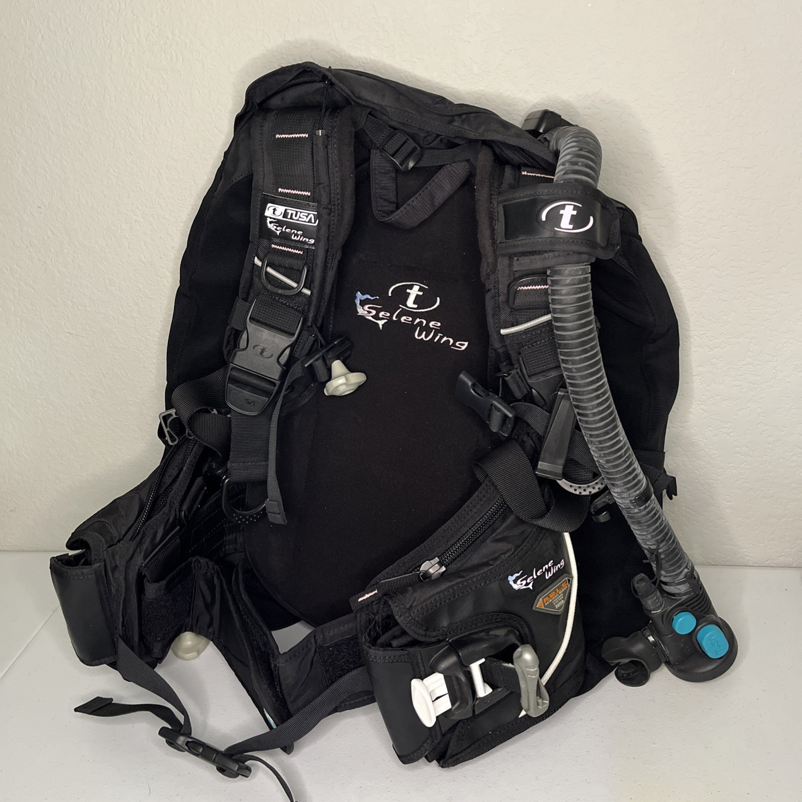 Tusa Selene Wing (BCJ-9100) Women’s BCD A.W.L.S Size Small