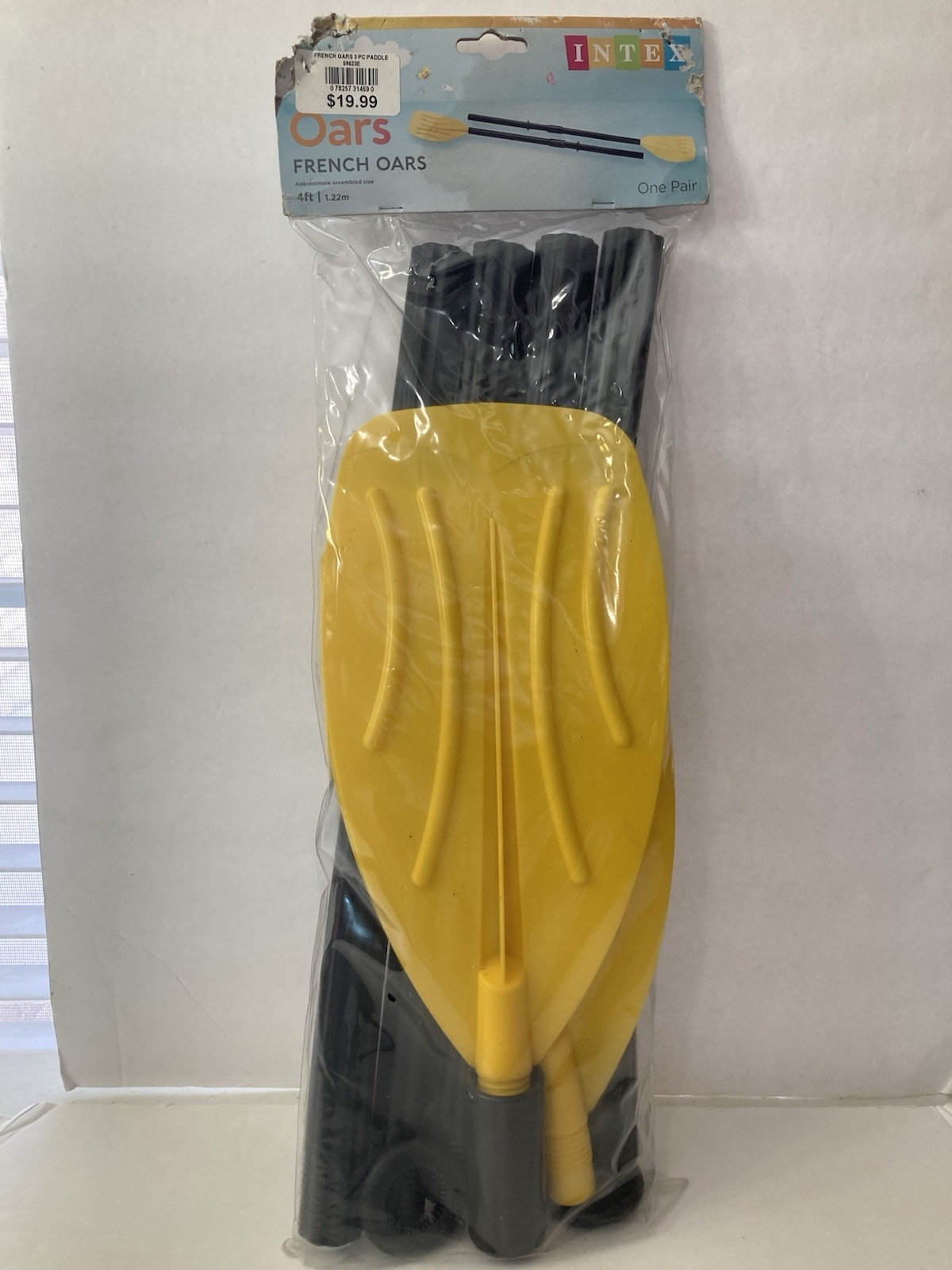 Intex Ribbed French Style Oars- One Pair 4ft (1.22m)-3-Piece design – Brand New