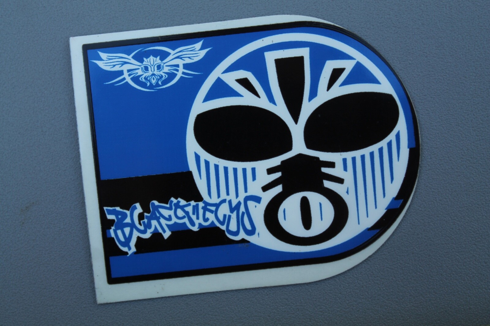 BLACK FLYS Sunglasses Black Blue White Eyes Eyewear BF2 Vintage Surfing STICKER
