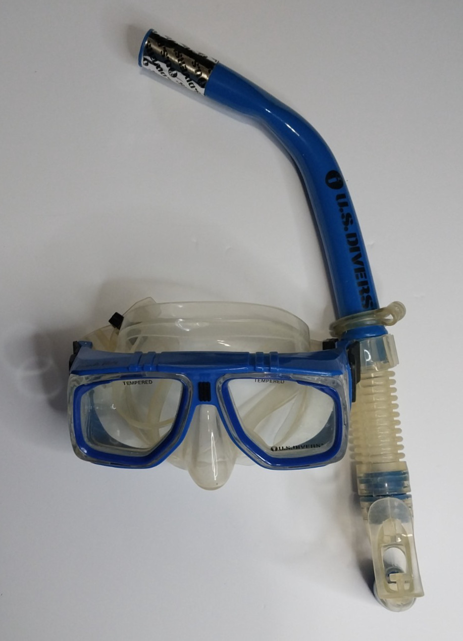 US Divers Pacifica Adult Snorkeling Set Blue Size 8 1/2- 9 1/2 Fins Mask Snorkel