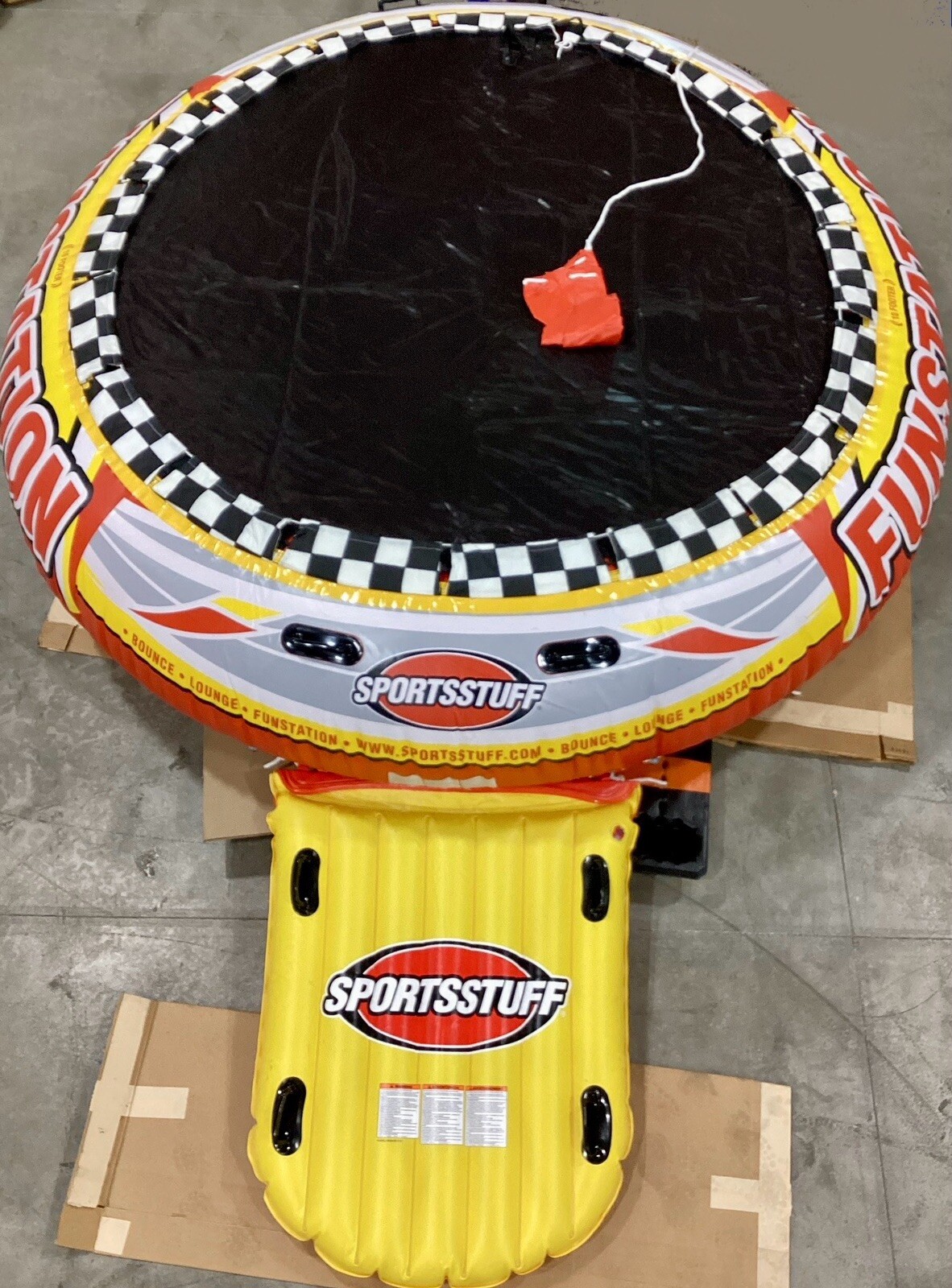Airhead Sportsstuff Funstation Bouncer 10� 58-1015 (Display/Open Box)