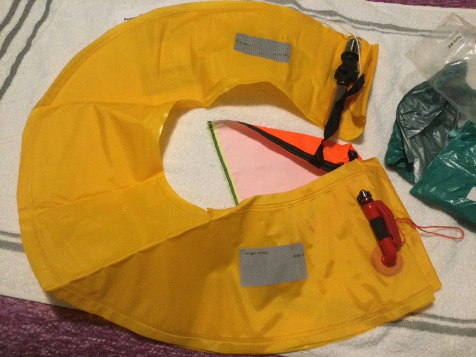 Falling Water Protection Lifebuoy Automatic Inflatable Portable Self-Rescue Life