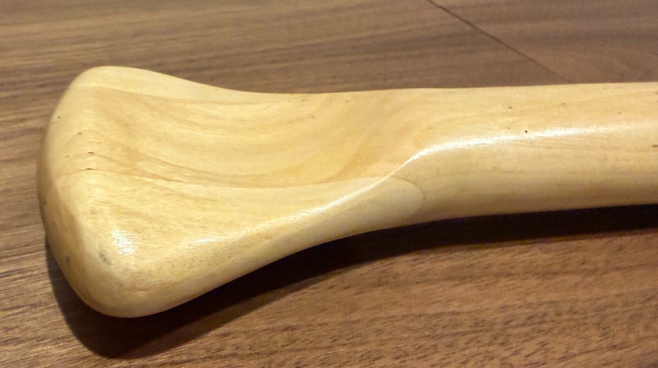 New & Never Used Handmade 35″ x 6″ Canoe Paddle Oar Weighs Only 1 Pound!