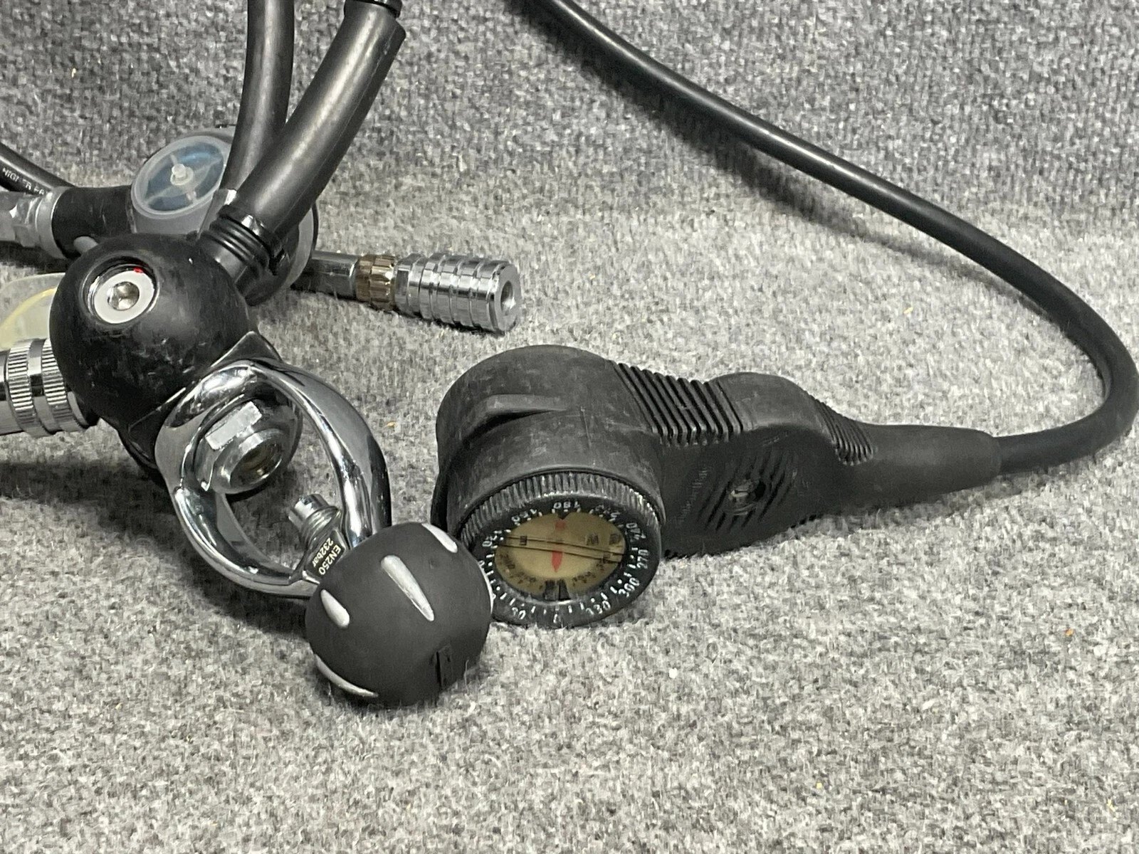 Mares EN250 Proton Scuba Diving Regulator Used Metal Lightweight