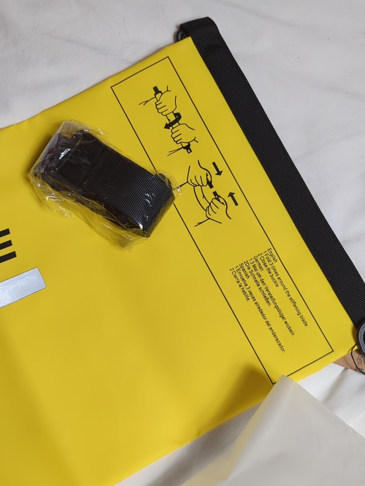 Tongue Waterproof Dry Bag Yellow 10L & Storage Bags New