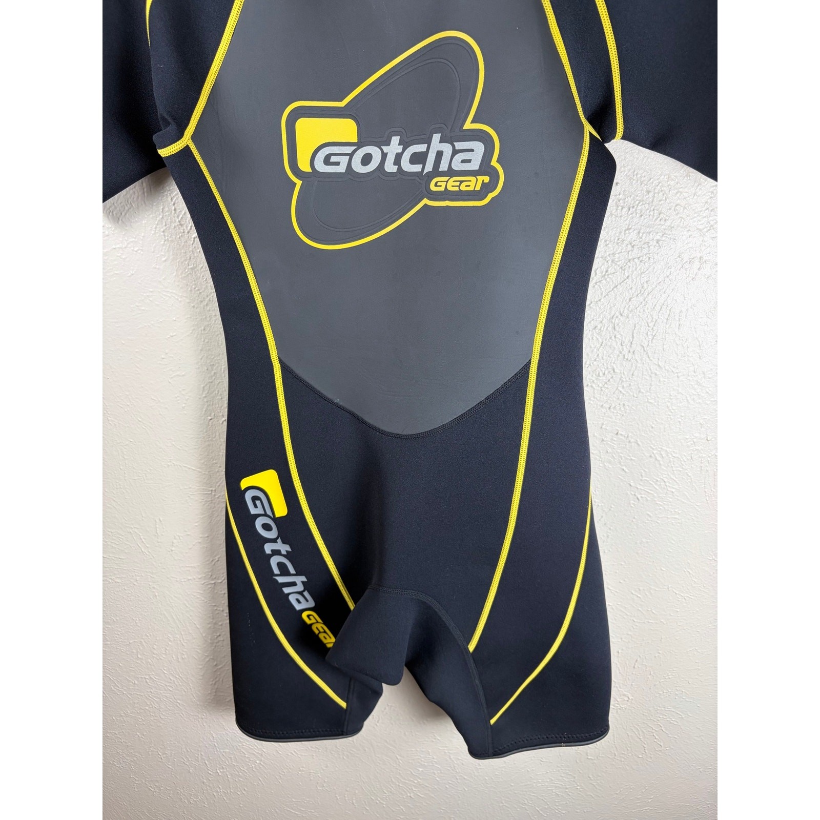 Gotcha Gear Wetsuit Mens Size Small Short Sleeve Scuba Ocean Surfing Swim Outfit