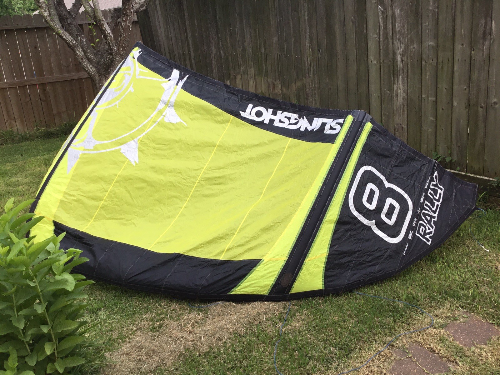 Slingshot Rally 8 meter SLE Kitesurfing Kite Excellent!
