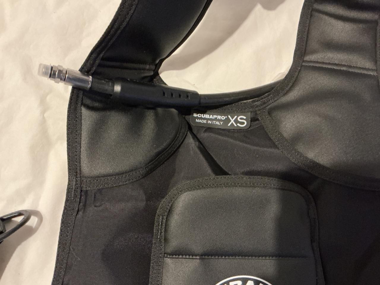 ScubaPro Level 2022 Quick Cinch with AIR2 Diving BCD, X-Small