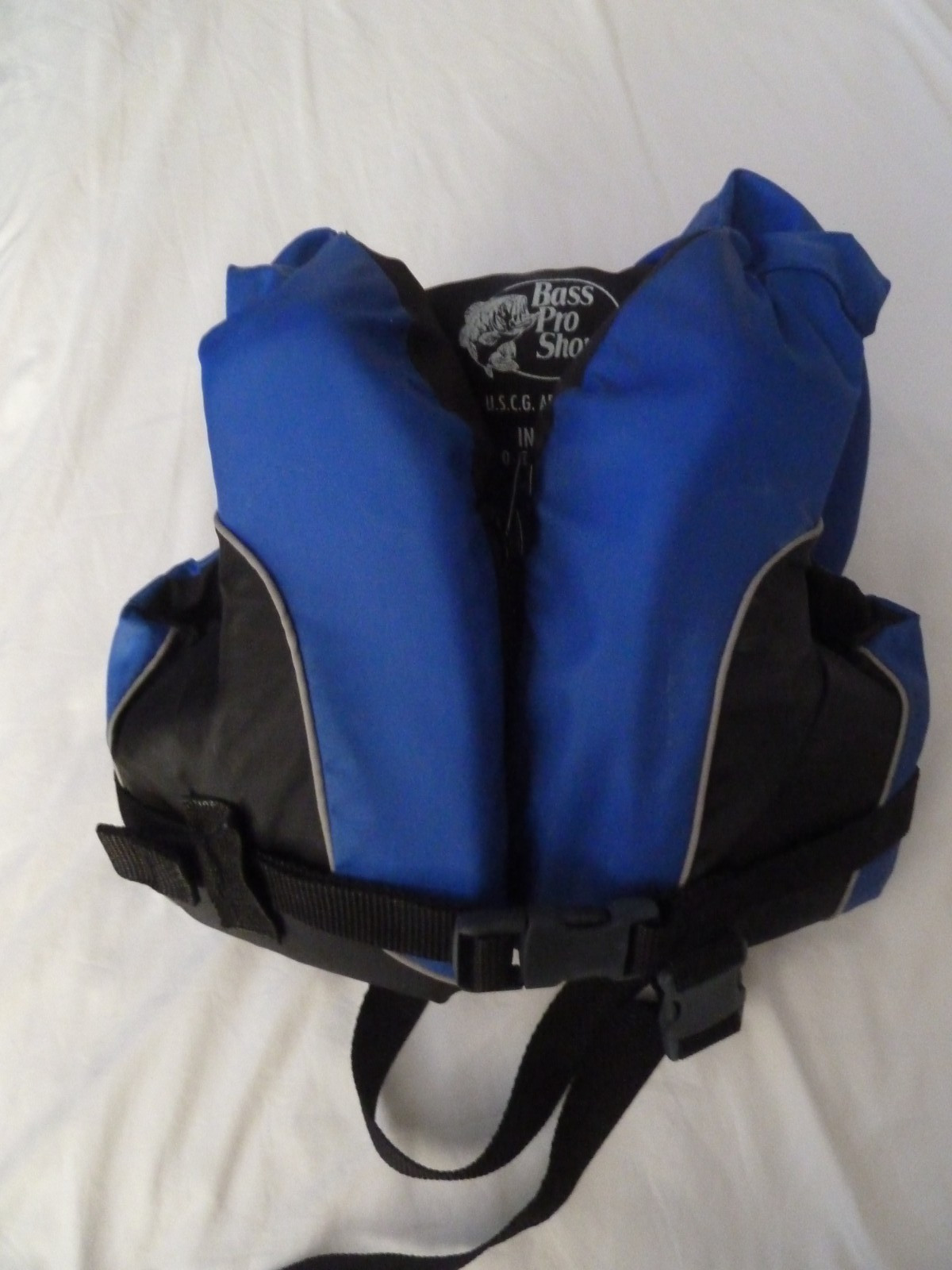 Bass Pro Shop Blue Infant Life Vest / 30 Pounds / Flotation Aid Type II PFD