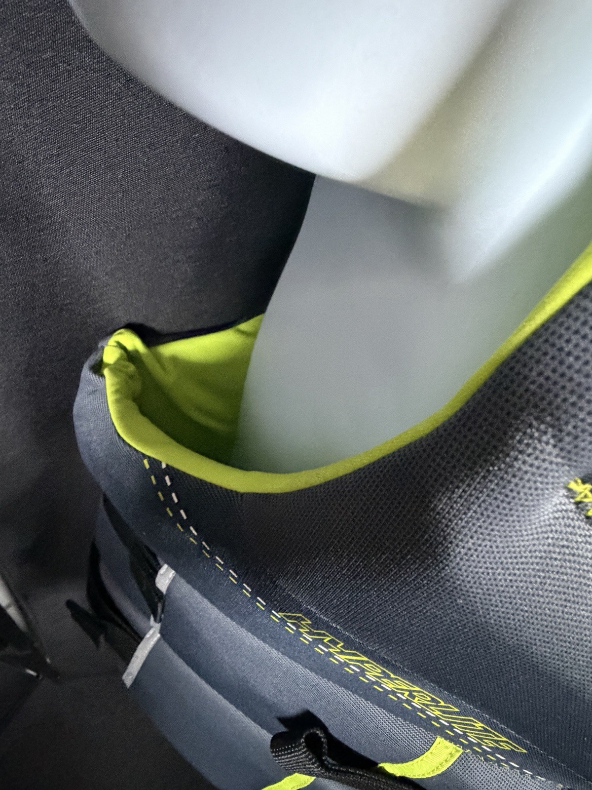 Hyperlite Men’s 2XL Life Jacket Vest Gray Black Neon Yellow USCG Approved