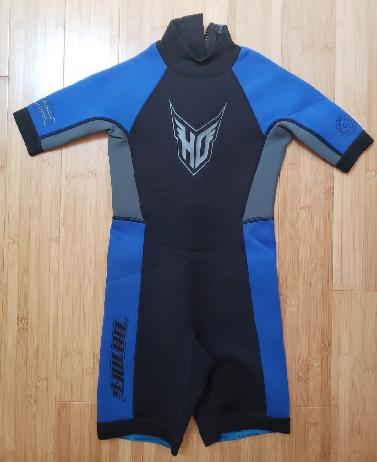 HO Sports Aqua Seal Unisex KIDS Boys / Girls Shorty Wetsuit Junior Size 10 NWT