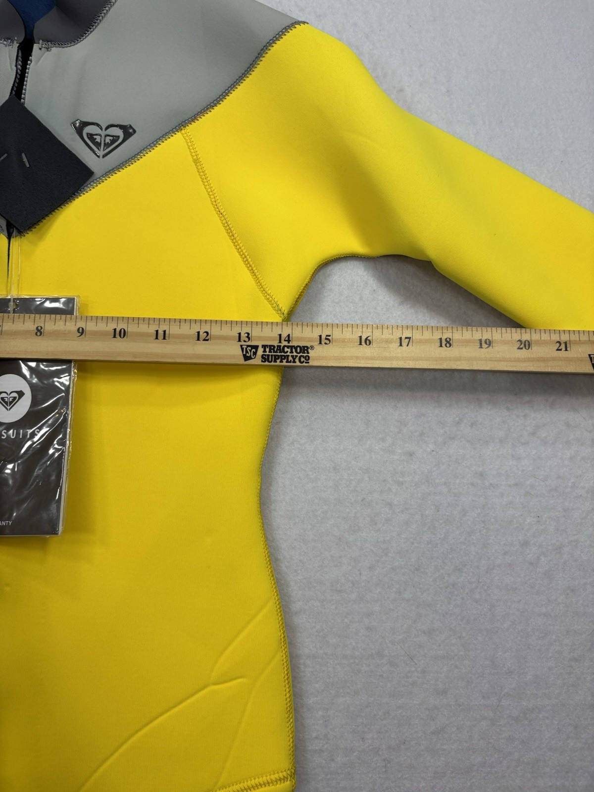 Roxy Women 2mm XY Front Zip Wetsuit Jacket Yellow Grey Surf Top Size 10 NWT