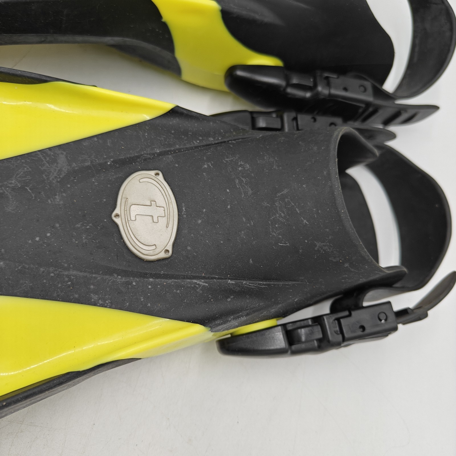 Tusa Solla Dive Fins-Black-Large/X-Large (Mens 10-14) Open Heel Scuba Snorkel