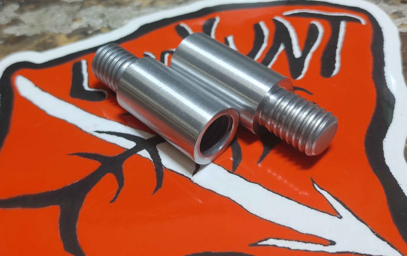 5/8″ Adapter 1/2″-13 Male x 1/2″-13 Female Aluminum B2325-60