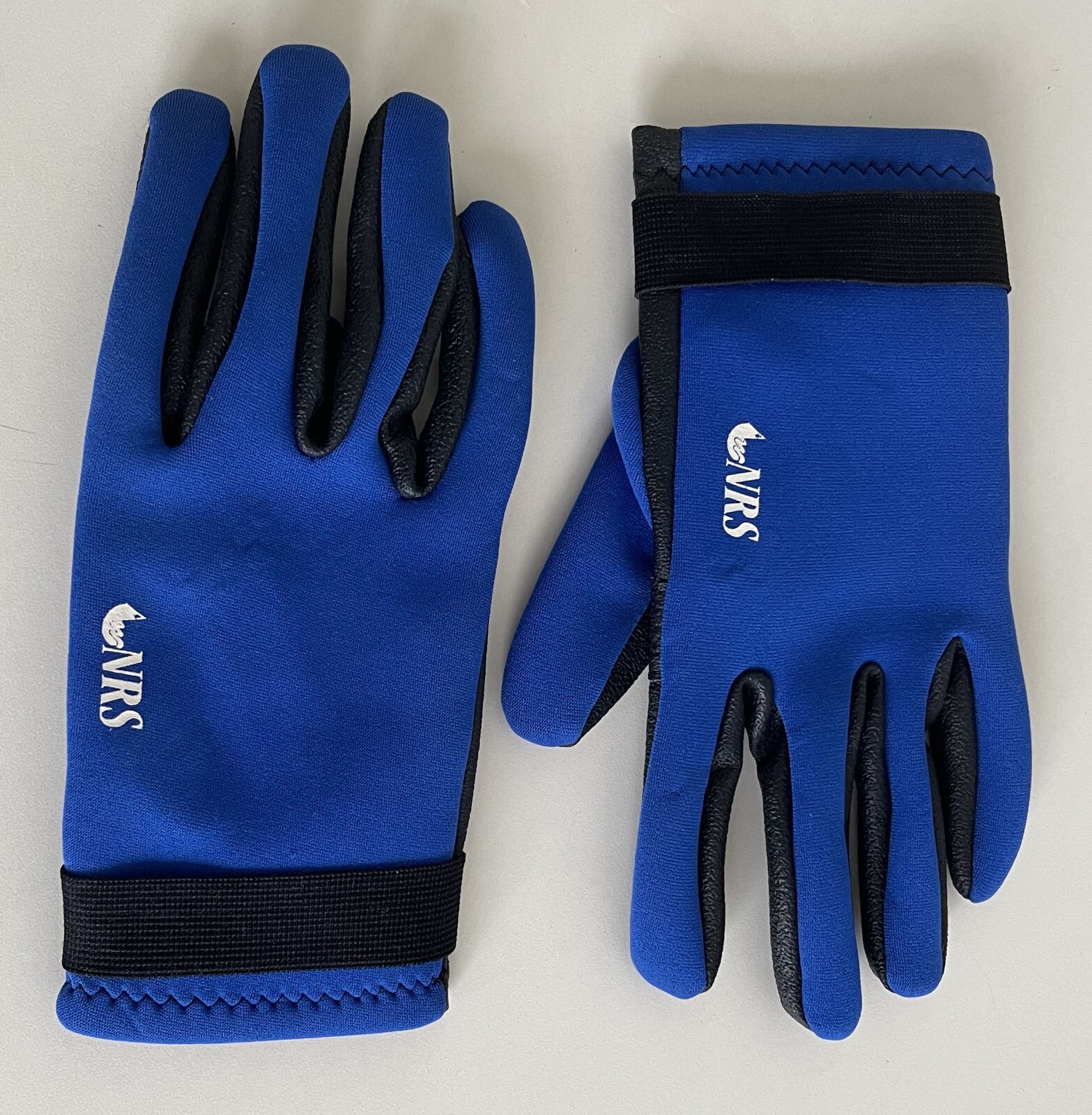 NRS Rubber Neoprene Paddling Gloves Grip Palms 94612 Kayaking Fishing Thailand L